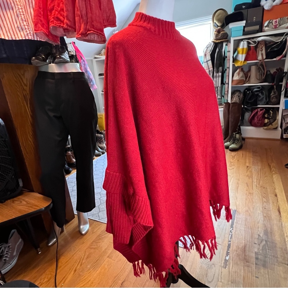 REVUE CLOTHING Women's Red Wool Blend Sweater Poncho - Picture 5 of 8
